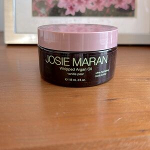 New Josie Maran Whipped Argan Oil Vanilla Pear